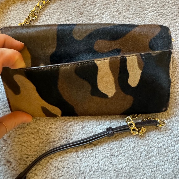 Michael Kors Wallet on Chain (removable) in Camouflage Calf Hair - Picture 5 of 10